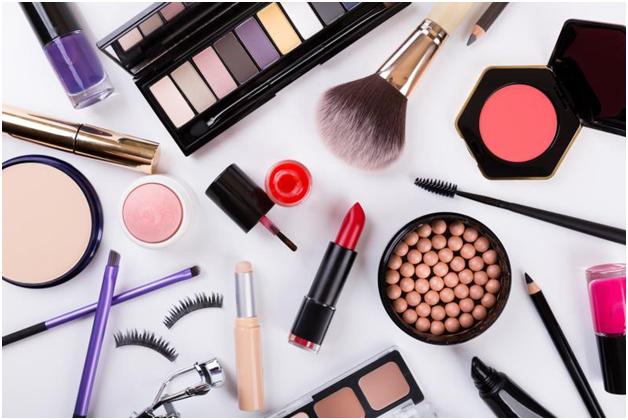 Many mainstream cosmetics and hair care products contain harmful chemicals and additives.